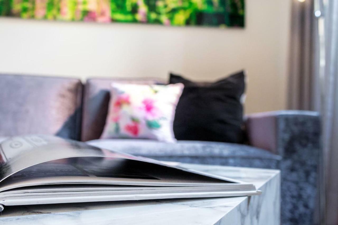 Joivy Superb 1Bed Apt In Brera Milan Bagian luar foto