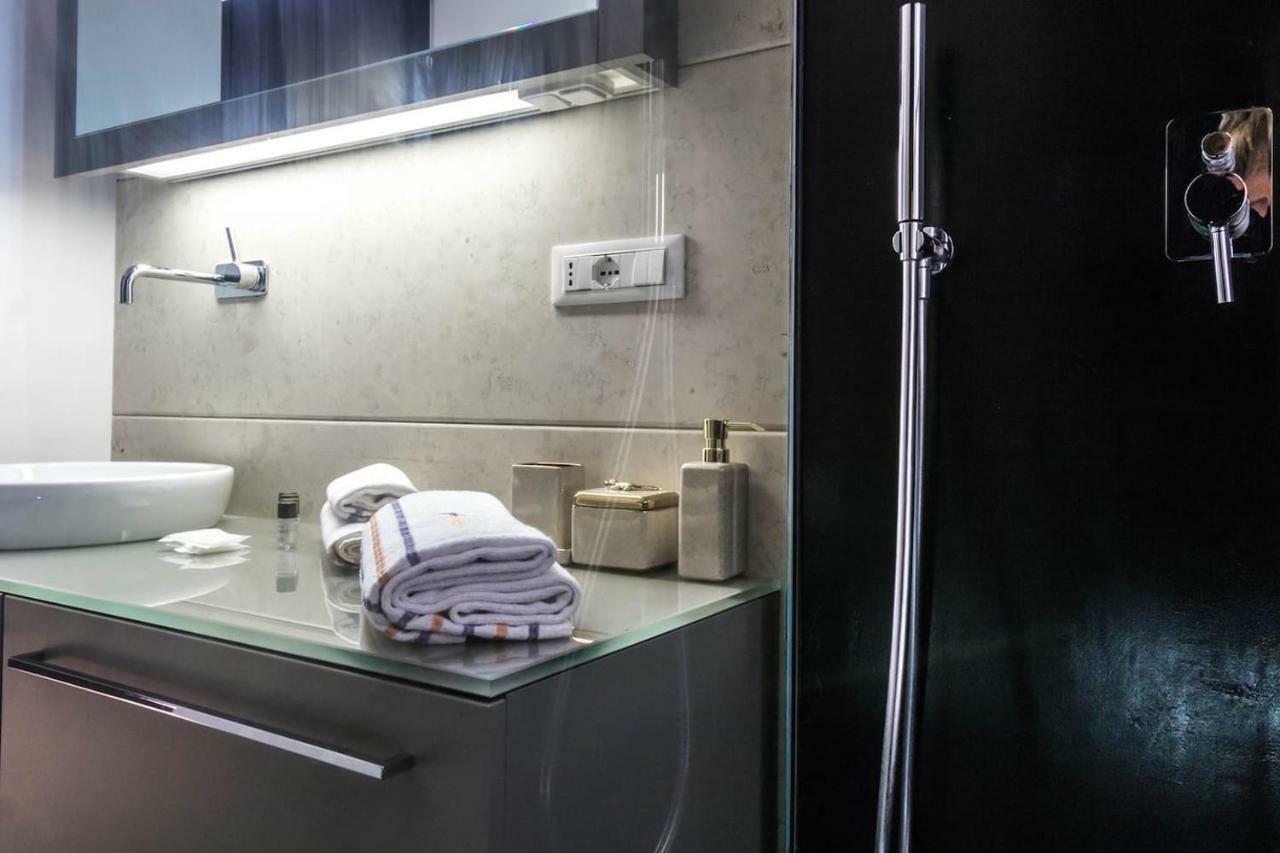 Joivy Superb 1Bed Apt In Brera Milan Bagian luar foto