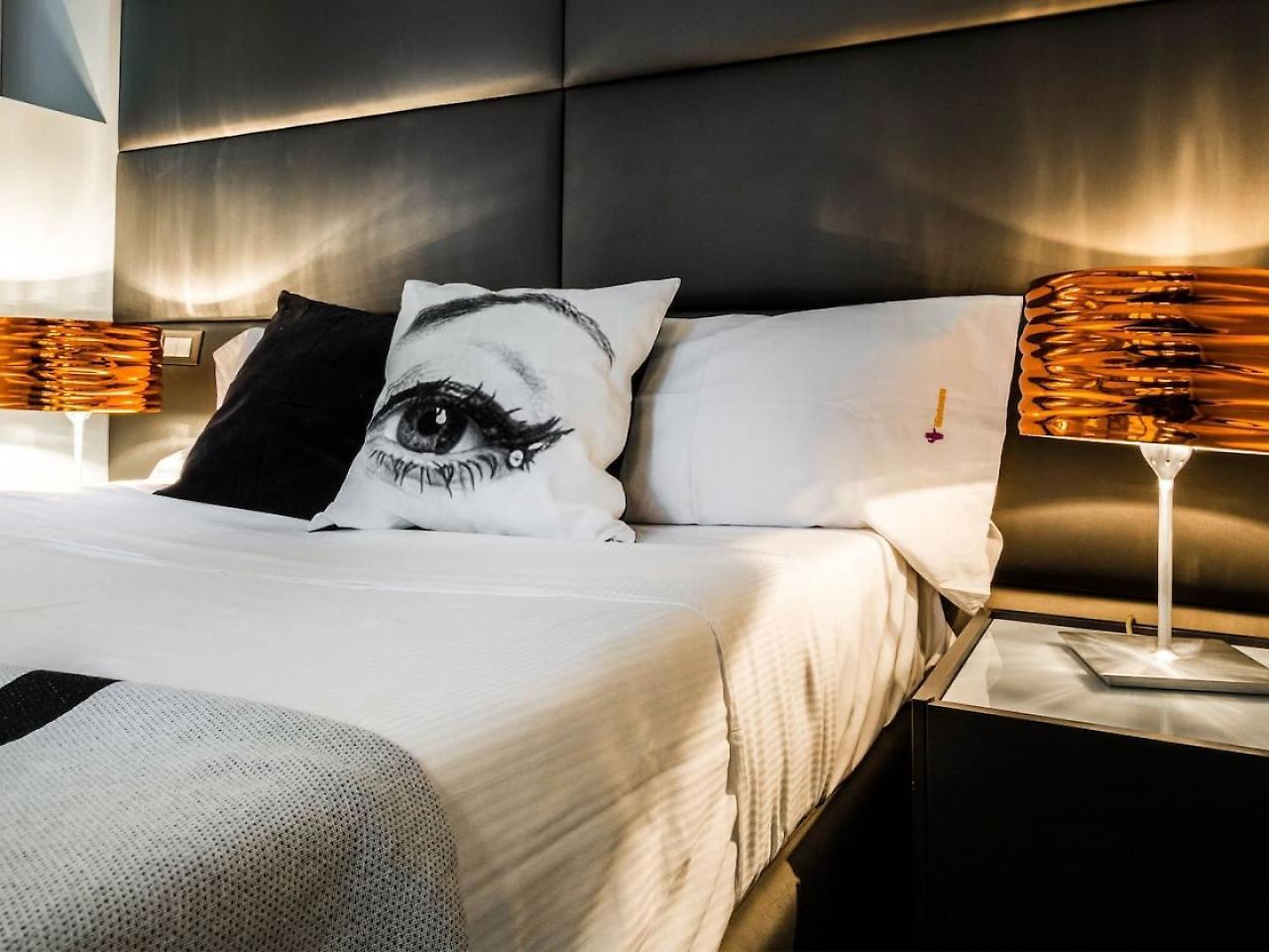 Joivy Superb 1Bed Apt In Brera Milan Bagian luar foto